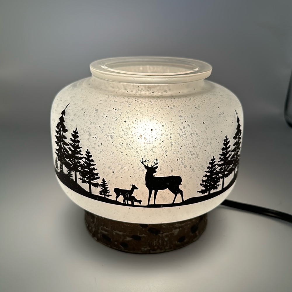 Scentsy Wildlife Forest Wonderland Warmer